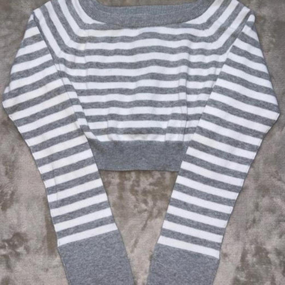 Vintage Y2K Limited Too Grey White Striped Cropped Sweater Top Size 12 Girls